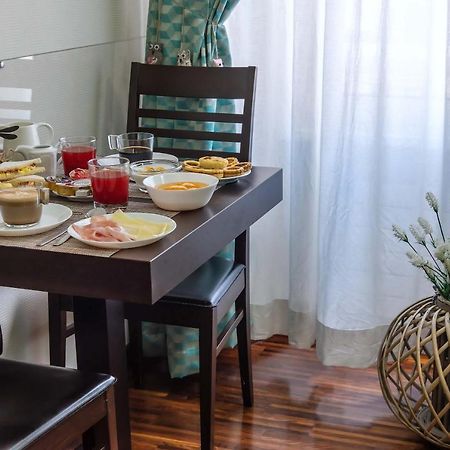 רומא Merulana Inn Guest House מראה חיצוני תמונה