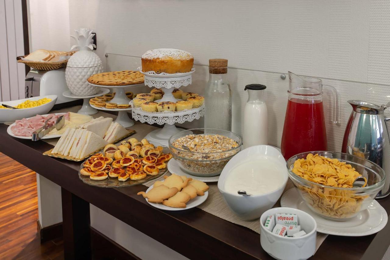 רומא Merulana Inn Guest House מראה חיצוני תמונה