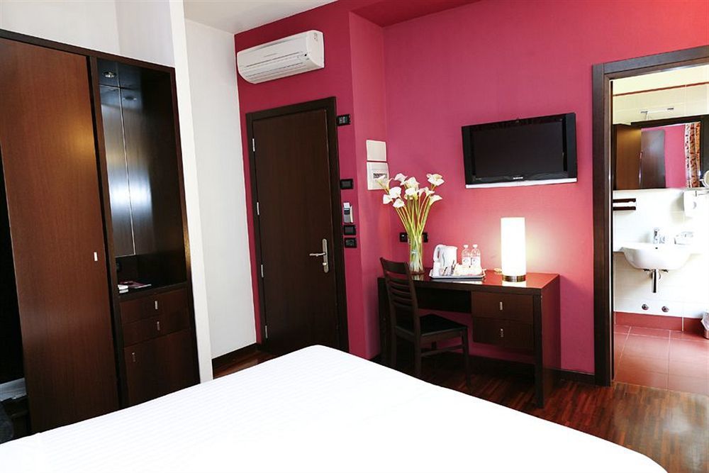 רומא Merulana Inn Guest House מראה חיצוני תמונה
