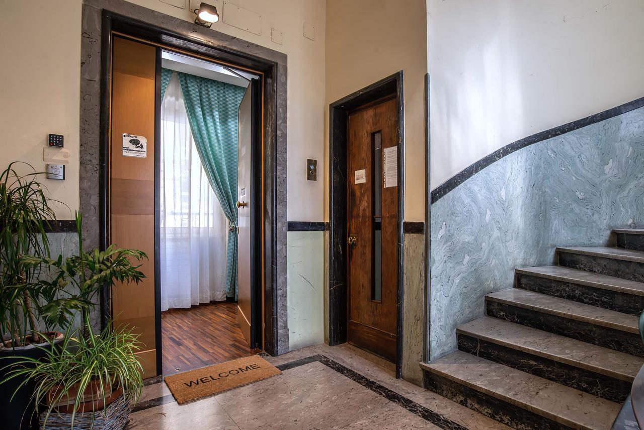 רומא Merulana Inn Guest House מראה חיצוני תמונה
