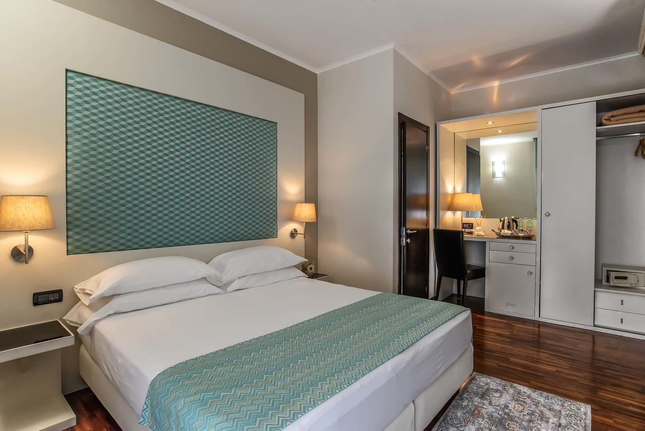 רומא Merulana Inn Guest House מראה חיצוני תמונה