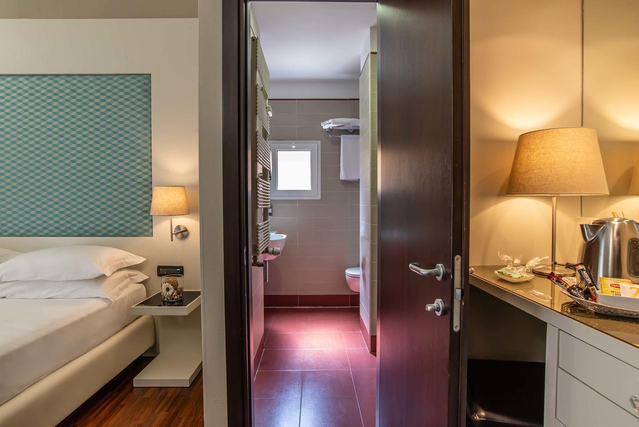 רומא Merulana Inn Guest House מראה חיצוני תמונה