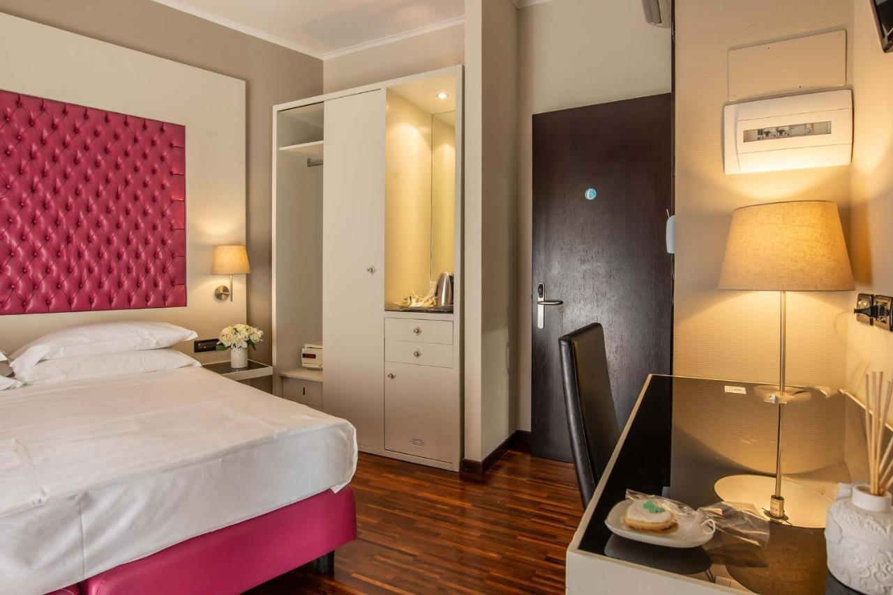 רומא Merulana Inn Guest House מראה חיצוני תמונה