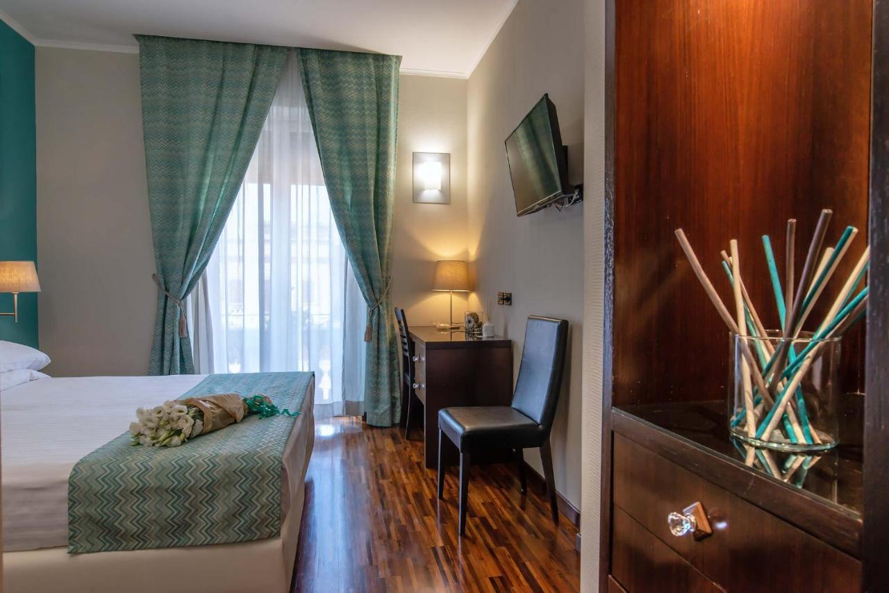 רומא Merulana Inn Guest House מראה חיצוני תמונה